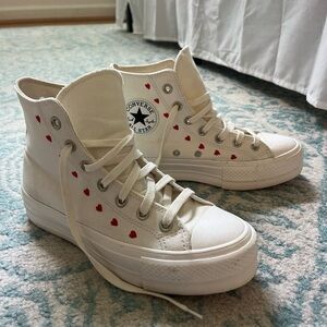 Converse Chuck Taylor All Star Lift Hi Valentine’s Day Limited Edition